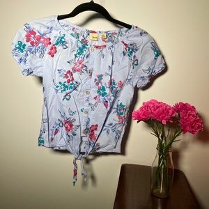 🪴3/$15 Mudd button tee with front tie and flowers